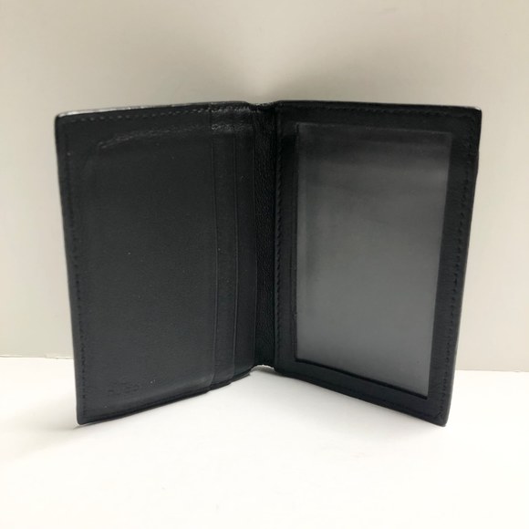 GUCCI Shimmer Line Wallet - Picture 3 of 4